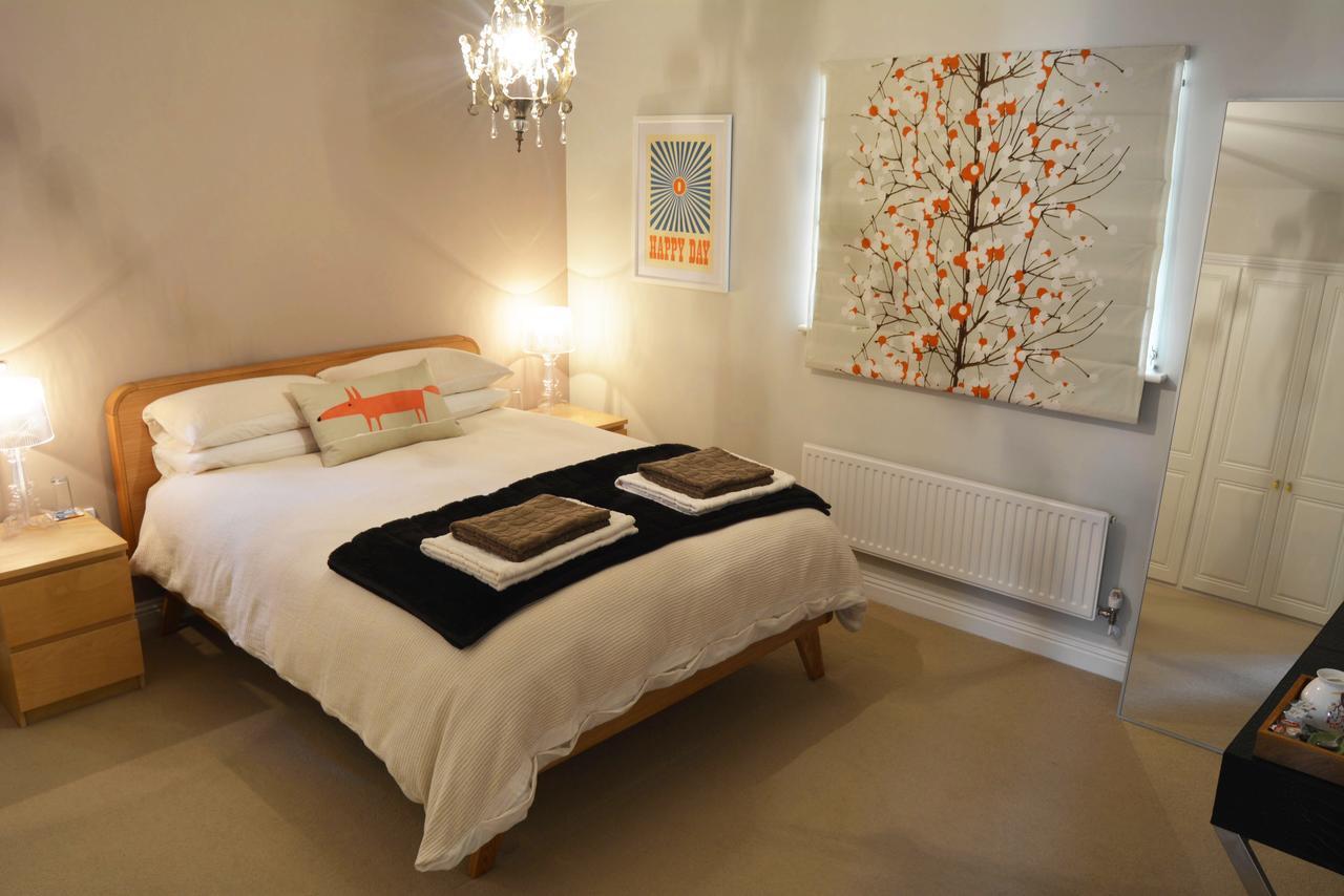 Walton Crescent Bed & Breakfast Winford ภายนอก รูปภาพ